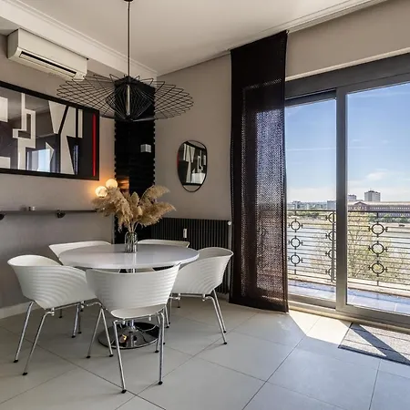 Orangehomes 130 M2 With Fantastic View To River Danube