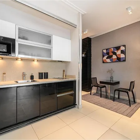 Orangehomes 130 M2 With Fantastic View To River Danube Apartmán