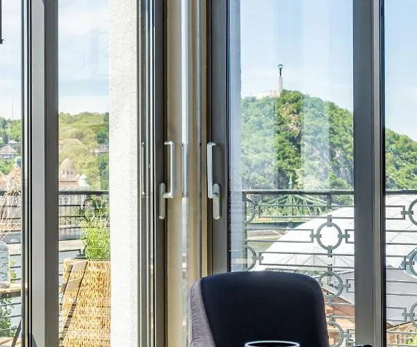 Orangehomes 130 M2 With Fantastic View To River Danube דירה בודפשט